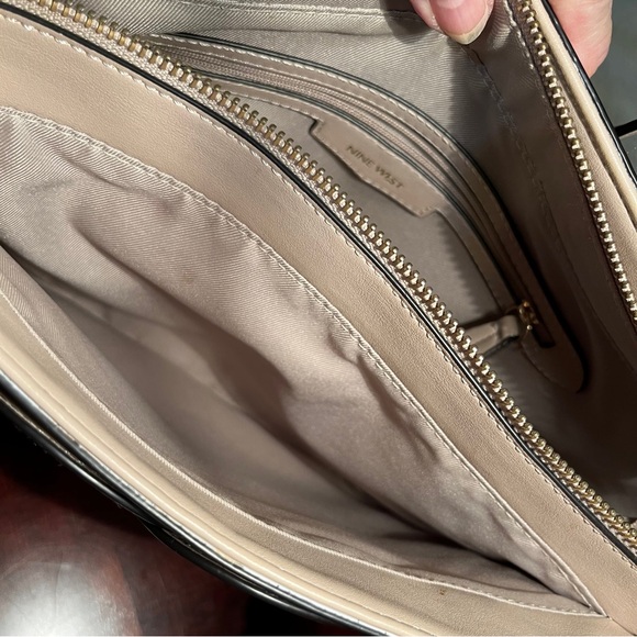 Nine West Beige Tote with Wavy Design - Picture 8 of 11